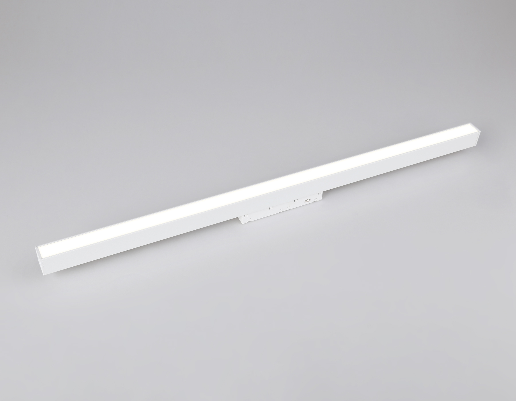 GL4008 WH белый IP20 24W 4000K 48V 605*22*45
