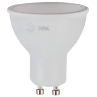 Лампа светодиодная ЭРА GU10 7W 2700K матовая ECO LED MR16-7W-827-GU10 Б0050182