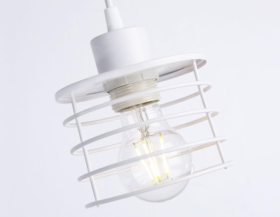 Подвесной светильник Ambrella light Traditional TR8065