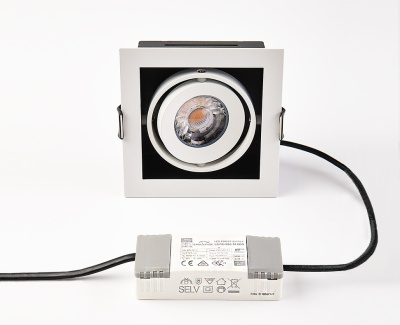 DL 3032 white 4000K светильник встраиваемый